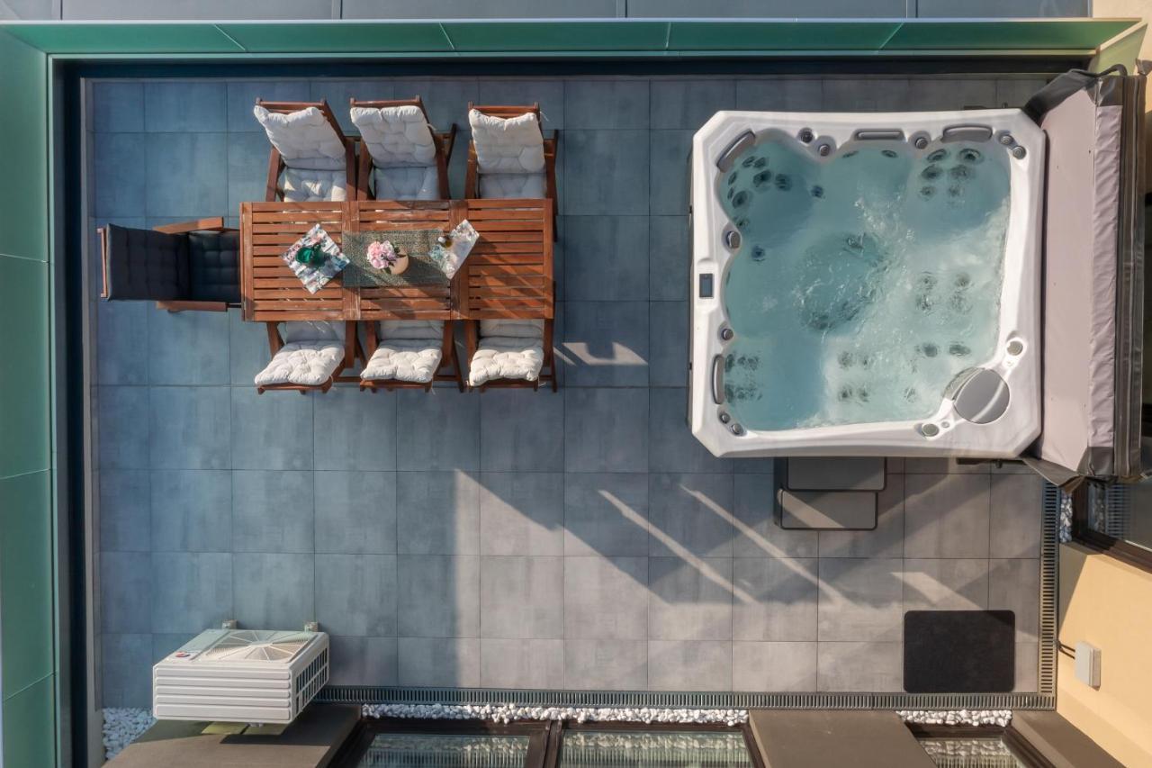 Centropolitan Penthouse #Jacuzzi #Freeparking Apartman Budapest Kültér fotó